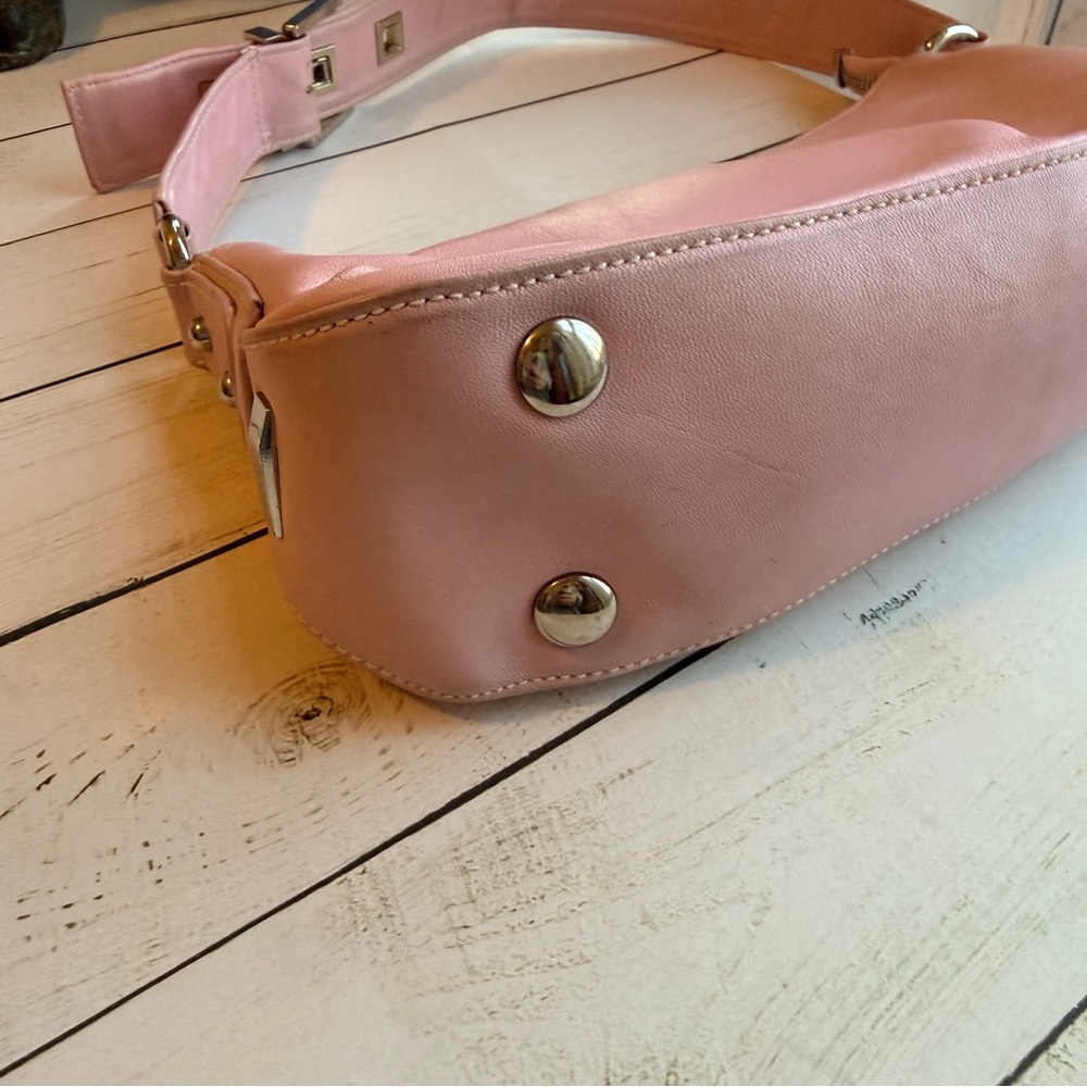 Perlina | Shimmery Pink Leather Shoulder Bag - Picture 5 of 16